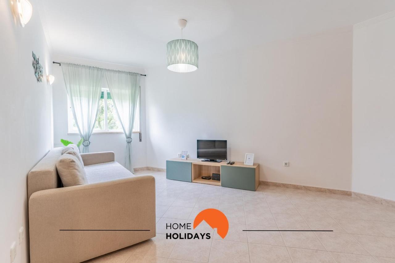 Apartment #064 Families Only - Oh Live By Holidays