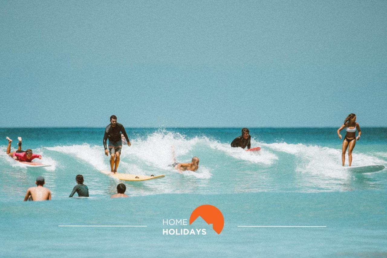 #064 Families Only - Oh Live By Holidays Apartment